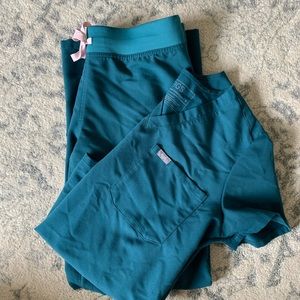 Figs Caribbean Blue set